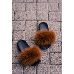 FLUFFY FUR SLIPPERS - BROWN